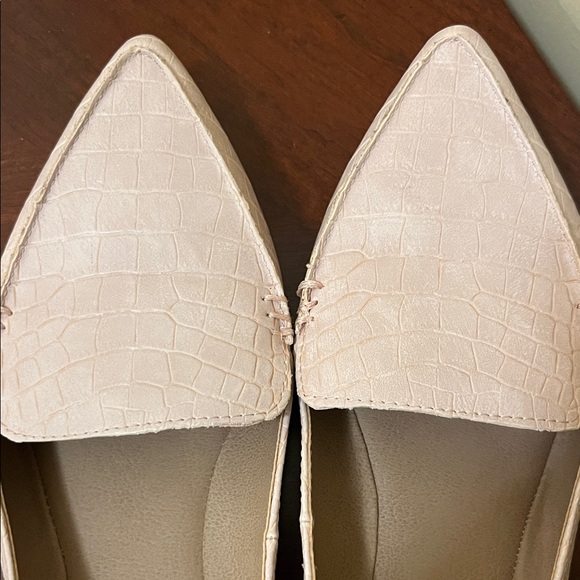 Steve Madden Light Pink Textured Loafers - Picture 3 of 6